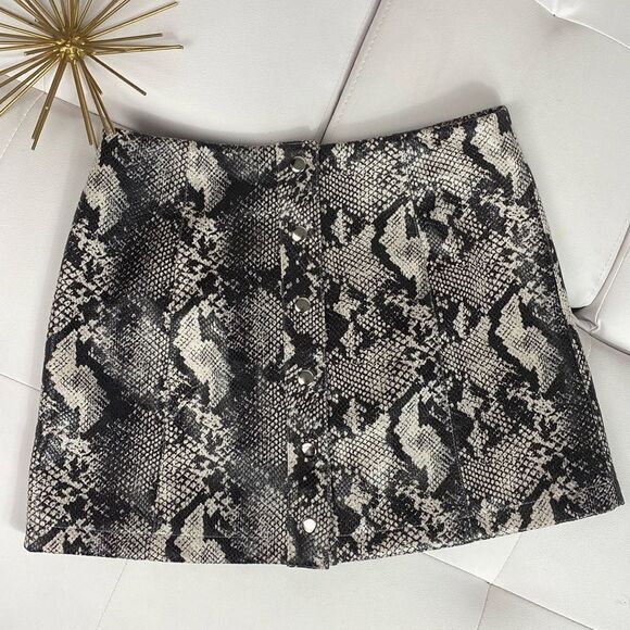 Urban Outfitters Siren Snake Print Mini Skirt Size Med 55 - Picture 2 of 8